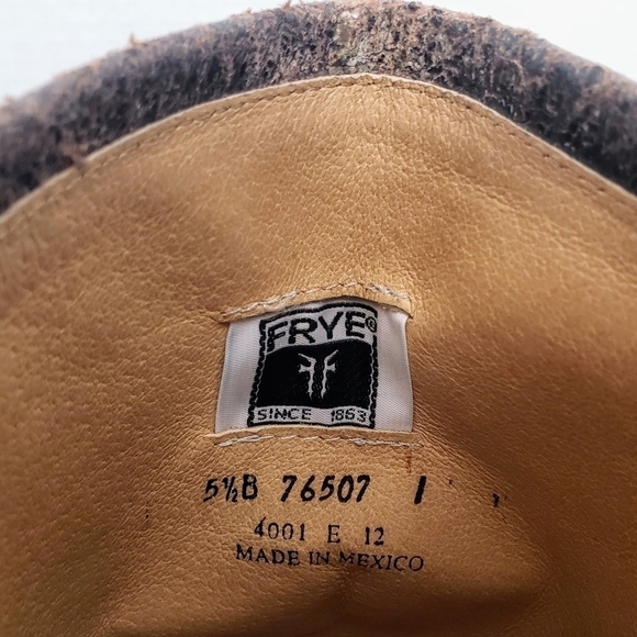 Frye Phillip Studded Harness Tall Riding Boots Brown Distressed Leather Size 5.5 - Picture 6 of 7